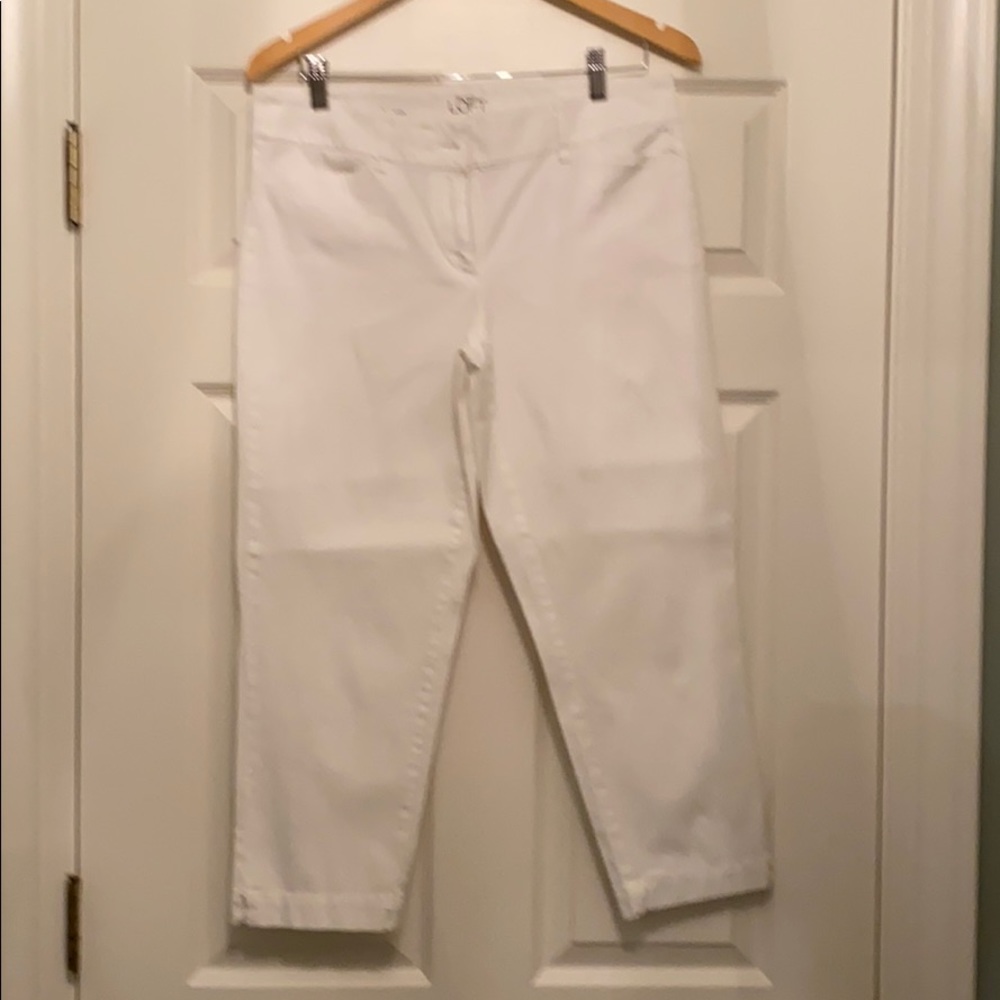 Ann Taylor Loft White Original Crop size 6